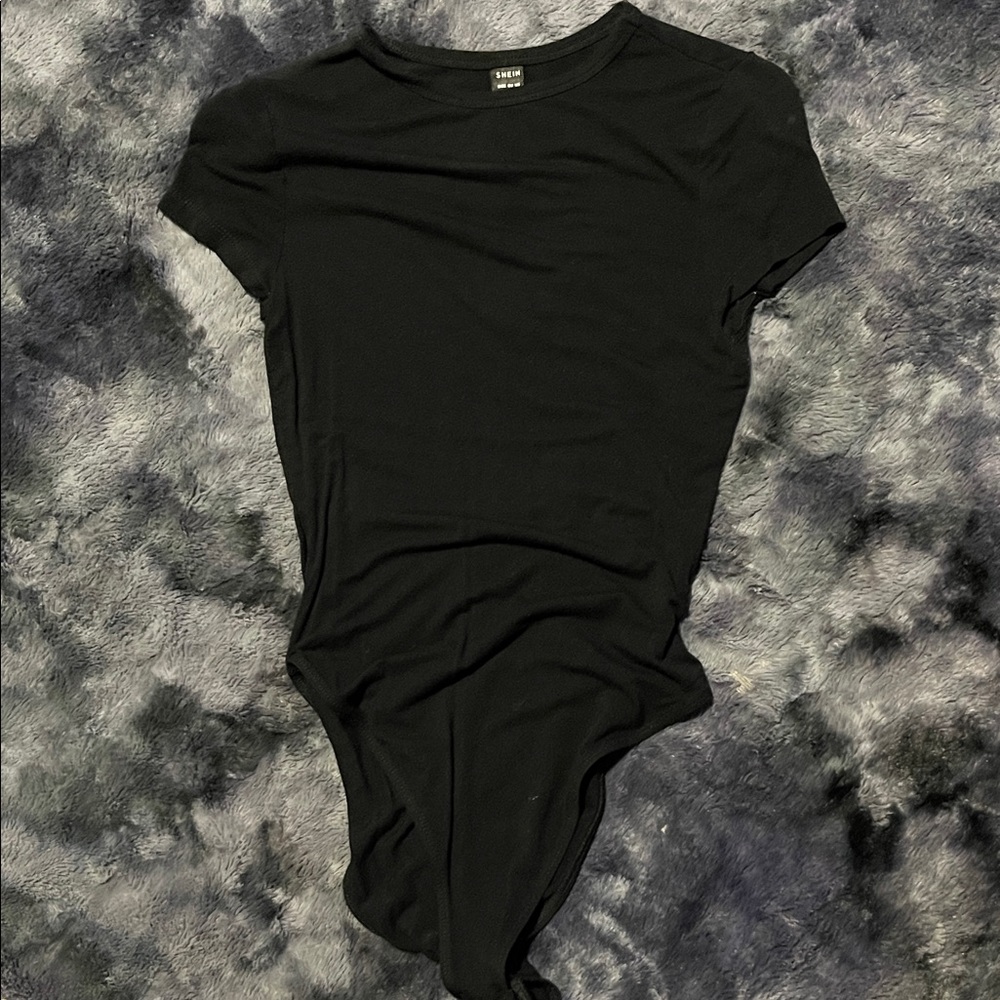 SHEIN Black Short Sleeve Bodysuit